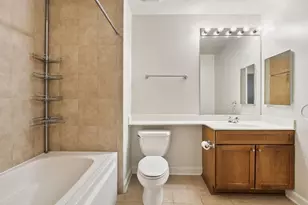 1235 S Prairie Ave, Chicago, IL 60605 - Photo 16