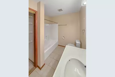 33053 Pamrich Drive, Kingston, IL 60145 - Photo 16