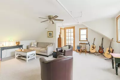 305 Oregon Avenue, West Dundee, IL 60118 - Photo 54