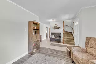 365 Oswego St, Park Forest, IL 60466 - Photo 4