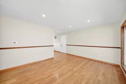 228 Kosan Circle, Streamwood, IL 60107 - Photo 6