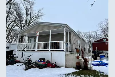 27 Lakeview Road, Gays, IL 61928 - Photo 2