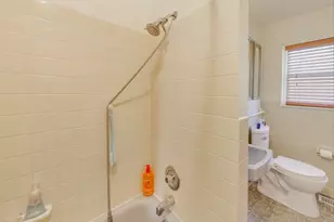 218 Greenbriar St, Elk Grove Village, IL 60007 - Photo 22