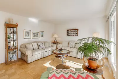 218 Greenbriar Street, Elk Grove Village, IL 60007 - Photo 6