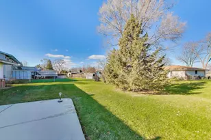 218 Greenbriar St, Elk Grove Village, IL 60007 - Photo 28