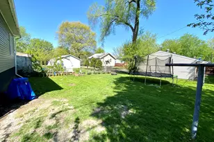 1124 W Cushing St, Decatur, IL 62526 - Photo 28