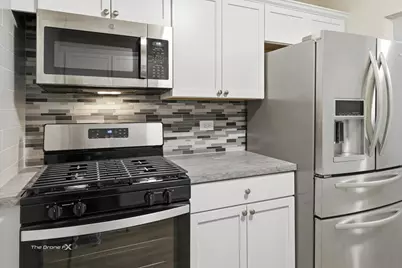 144 E Bailey Road #L, Naperville, IL 60565 - Photo 6