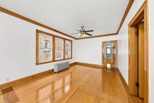 5223 W School St, Chicago, IL 60641 - Photo 8