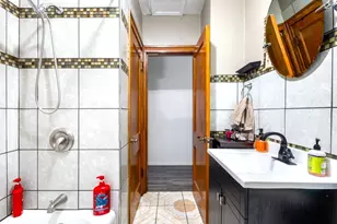 2420 S 61st Ave, Cicero, IL 60804 - Photo 16