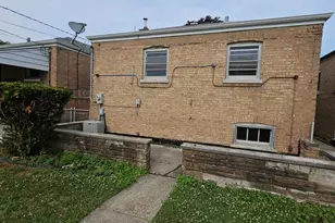4804 S Lamon Ave, Chicago, IL 60638 - Photo 2