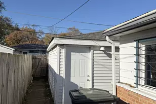 17226 Community St, Lansing, IL 60438 - Photo 32