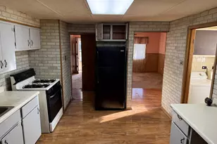 17226 Community St, Lansing, IL 60438 - Photo 10