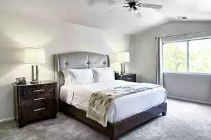 151 Brookston Dr, Schaumburg, IL 60193 - Photo 10