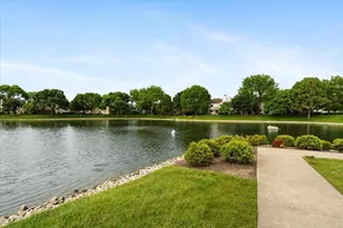 151 Brookston Dr, Schaumburg, IL 60193 - Photo 16
