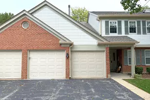 151 Brookston Dr, Schaumburg, IL 60193 - Photo 1