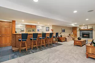 2 Margate Ct, Lake in the Hills, IL 60156 - Photo 38