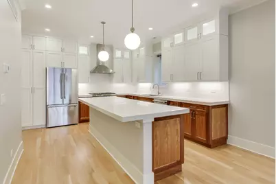 4135 N Kenmore Avenue #2S, Chicago, IL 60613 - Photo 6