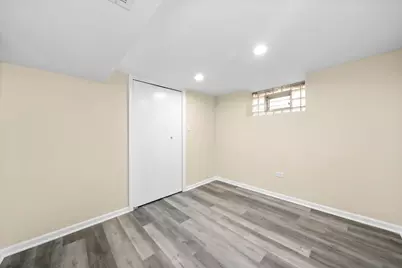 11009 S Normal Avenue, Chicago, IL 60628 - Photo 36