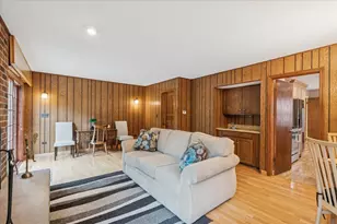 1653 McCraren Rd, Highland Park, IL 60035 - Photo 8