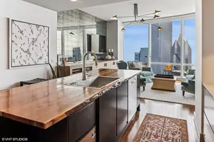 401 N Wabash Ave, Chicago, IL 60611 - Photo 10