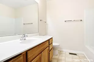 304 Whitaker Trail, McHenry, IL 60050 - Photo 28