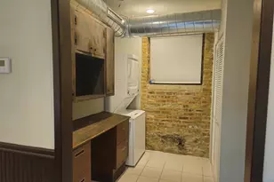 1819 W Evergreen Ave, Chicago, IL 60622 - Photo 14