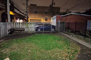 1819 W Evergreen Ave, Chicago, IL 60622 - Photo 22