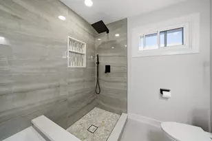 [Address not provided], La Grange Highlands, IL 60525 - Photo 18