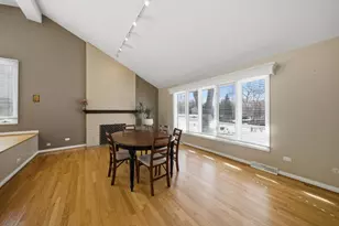 [Address not provided], La Grange Highlands, IL 60525 - Photo 6