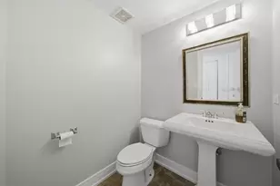 [Address not provided], La Grange Highlands, IL 60525 - Photo 34