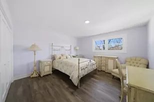 [Address not provided], La Grange Highlands, IL 60525 - Photo 26