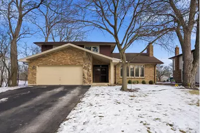 [Address not provided], La Grange Highlands, IL 60525 - Photo 1