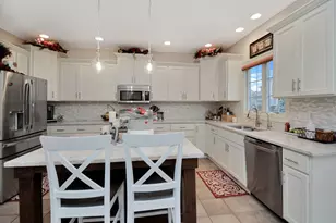 10 Deerfield Ct, Bloomington, IL 61705 - Photo 54