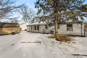 2005 S Prospect Ave, Champaign, IL 61820 - Photo 26