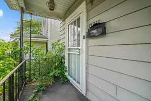 15218 Turlington Ave, Harvey, IL 60426 - Photo 2