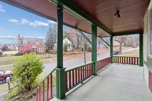 1611 Oakes Ave, Rockford, IL 61107 - Photo 6