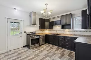 1611 Oakes Ave, Rockford, IL 61107 - Photo 14