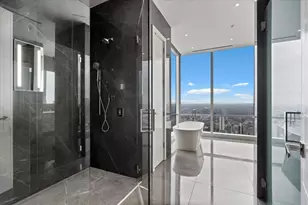 14 W Superior St, Chicago, IL 60654 - Photo 24