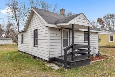 215 S Moore Street, South Beloit, IL 61080 - Photo 1