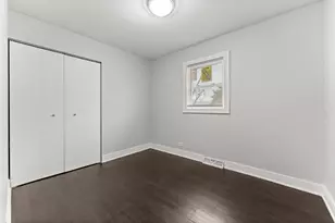 15422 Cherry Ln, Markham, IL 60428 - Photo 12