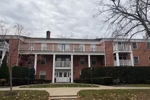 90 S 6th Ave, La Grange, IL 60525 - Photo 1