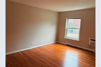 90 S 6th Avenue #209, La Grange, IL 60525 - Photo 10