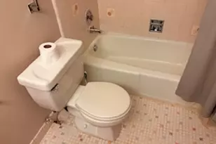 90 S 6th Ave, La Grange, IL 60525 - Photo 14