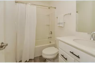 [Address not provided], Yorkville, IL 60560 - Photo 18