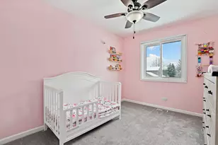 2730 Dorothy Dr, Aurora, IL 60504 - Photo 14