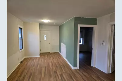 8535 Callie Avenue, Morton Grove, IL 60053 - Photo 4