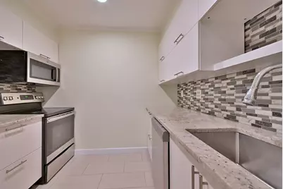 836 E Old Willow Road E #211, Prospect Heights, IL 60070 - Photo 8