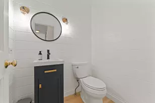 4308 Royal Windyne Ct, Saint Charles, IL 60174 - Photo 14