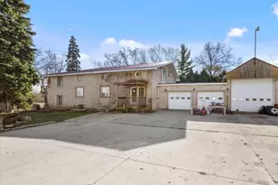 14508 Dixon Ln, Homer Glen, IL 60491 - Photo 2