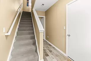 605 Grove Ln, Forest Park, IL 60130 - Photo 4